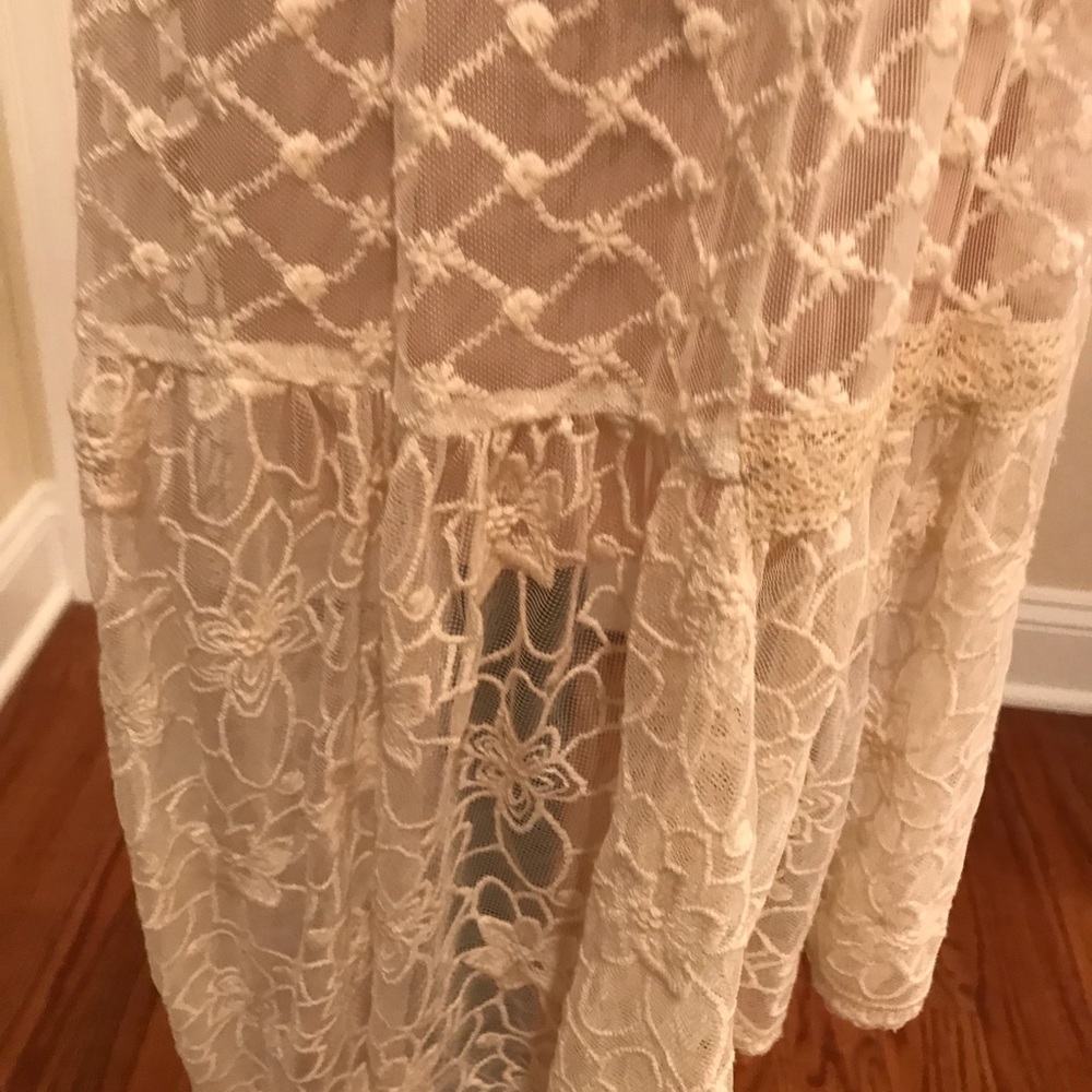 Lace Midi Dress in Cream - Sleeveless Crochet Detail - Picture 7 of 8